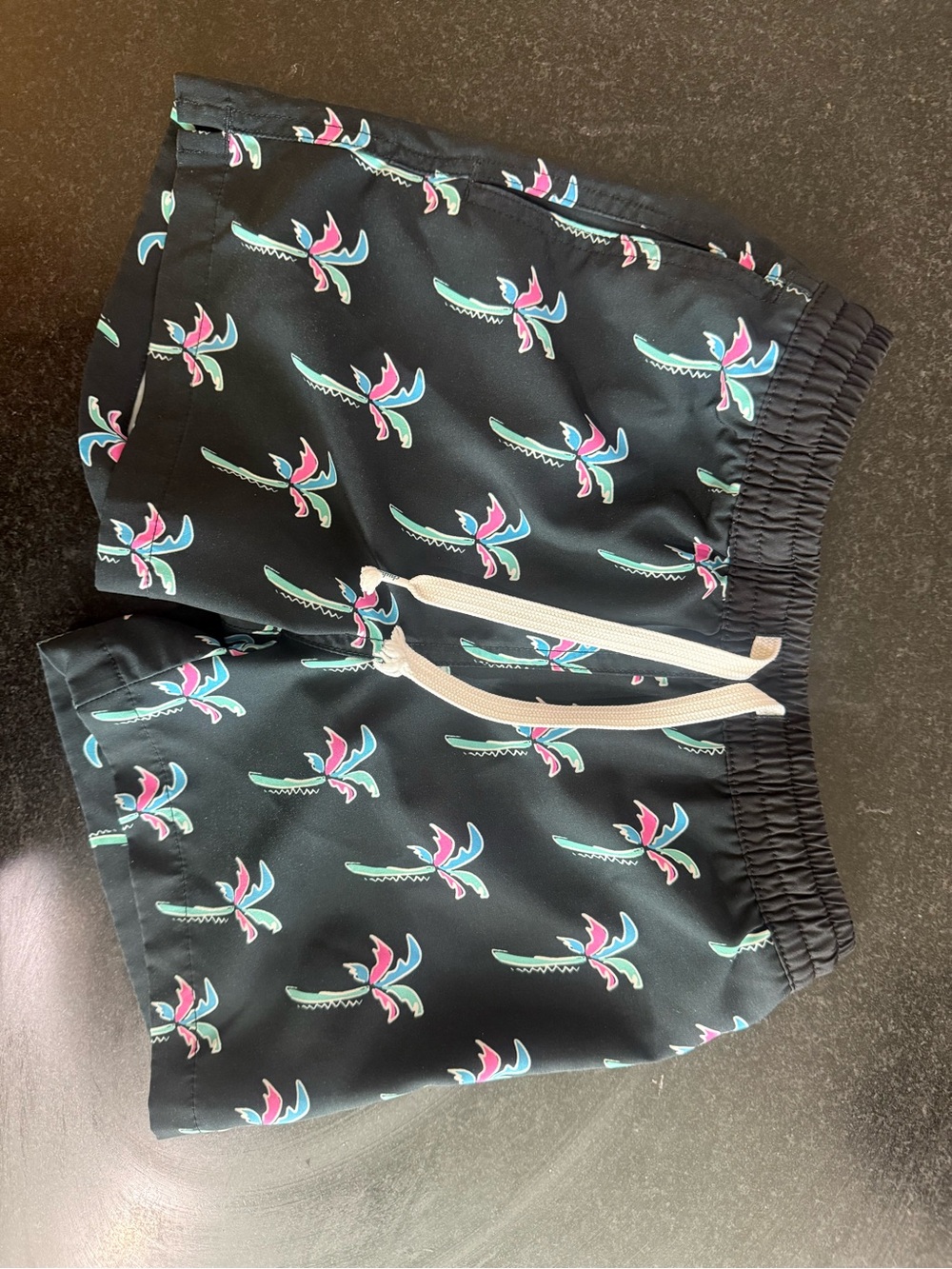 Chubbies Boys Lined Classic Swim Trunk Youth XS